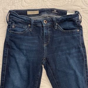 Cute AG skinny jeans size 25